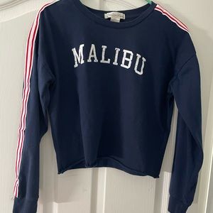 Long sleeve crop top